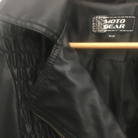 Faux leather quilted jacket - Picture 3 of 3